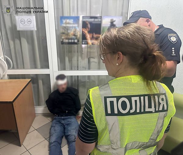 В киевском ТЦК военнообязанный нарушитель учета зарезал хирурга медкомиссии
