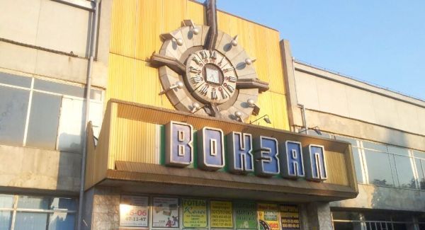 Отменены пригородные поезда между Николаевом и Долинской