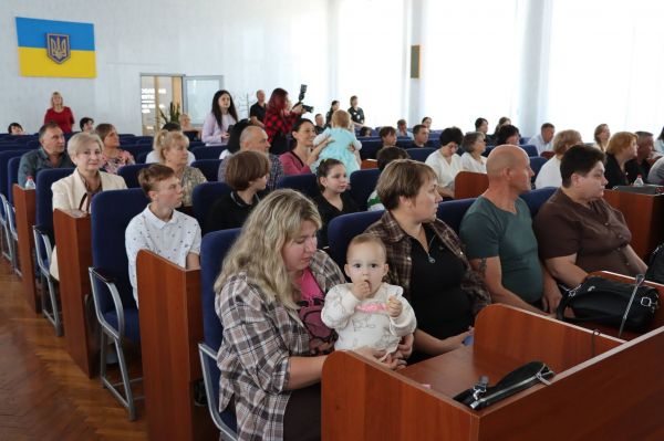 В Вознесенске отметили День усыновления: громада стала центром поддержки приемных семей