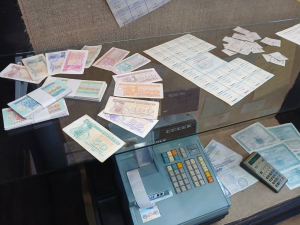 К юбилею украинской гривны: как первую национальную валюту тайно доставили в порт Николаева