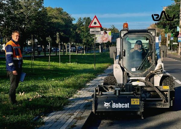 В Николаеве латают дорожное покрытие на Центральном проспекте