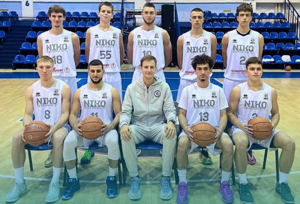 «Нико-Баскет-2» начал высшую лигу матчем в Житомире