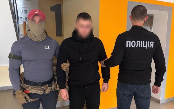 В Николаеве "идеальный план" дельцов по вывозу уклониста за границу с самого начала вели спецслужбы
