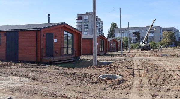 В Первомайске строят целый микрорайон для переселенцев: люди смогут начать новую жизнь в комфортных условиях