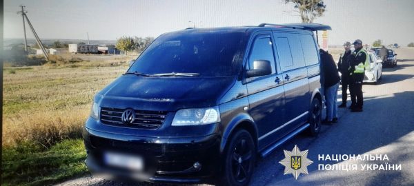 Под Николаевом рэкетиры напали на супружескую пару: выбивали долг и стреляли в человека